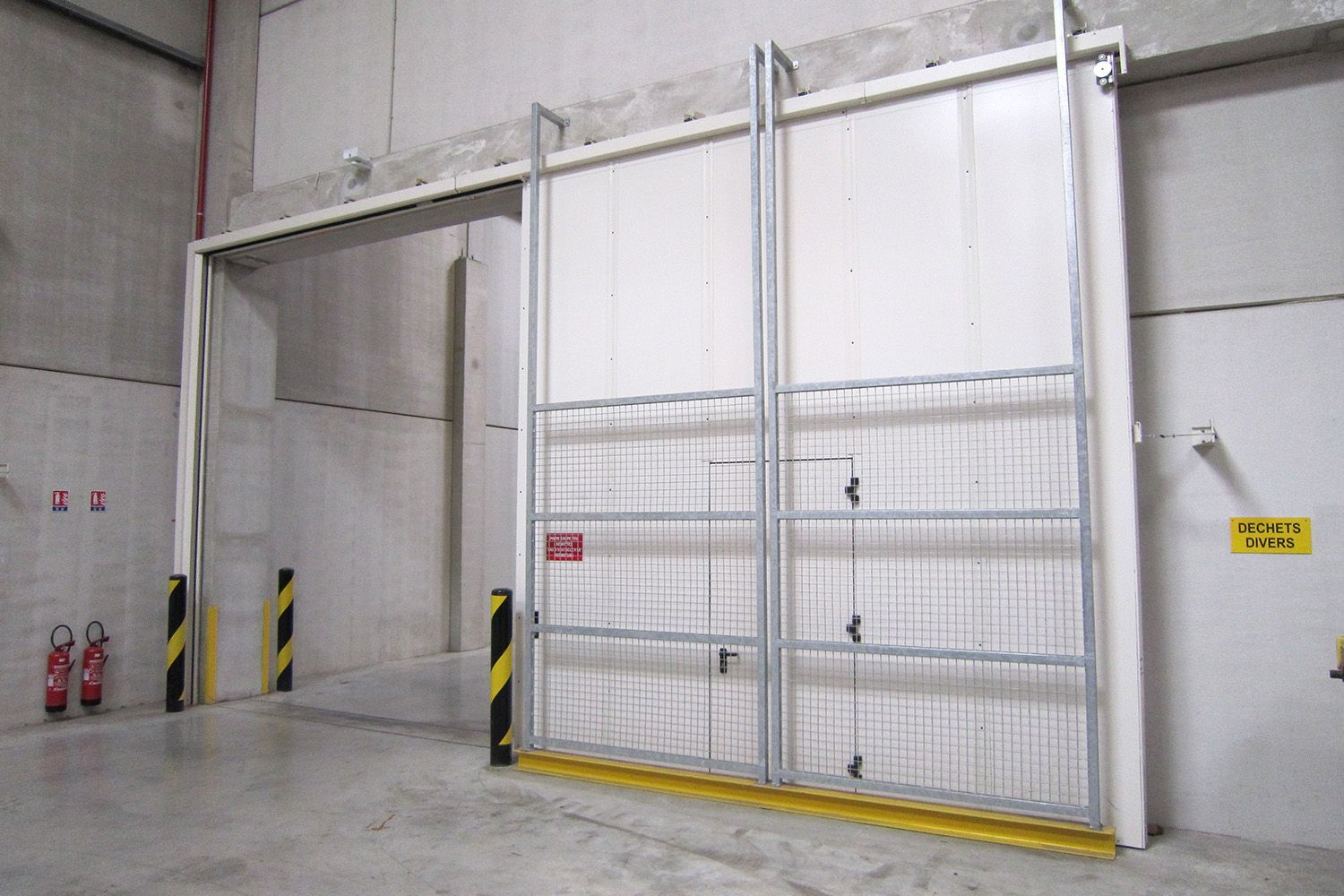 - Dierre - Puertas cortafuego certificadas y homologadas por las normas